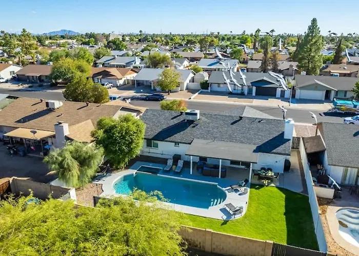 Ferienhaus 3bd Pool Hot Tub Garage Full Kitchen Asu *