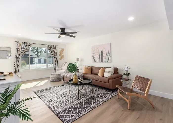 3bd Pool Hot Tub Garage Full Kitchen Asu *